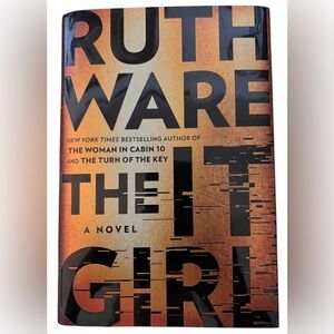 The It Girl by Ruth Ware
